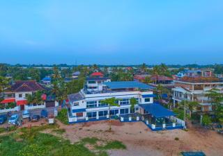 Alleppey Holiday Beach Resort By VOYE HOMES - 3