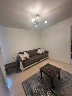 Lovely two bedroom flat at Wembley - 7