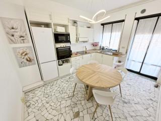 Poerio Apartment Your Venice Gateway in Mestre - 2