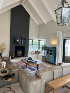 Noordhoek Family Friendly Villa with Housekeeper - 0