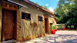 La Lucia Guesthouse - 0