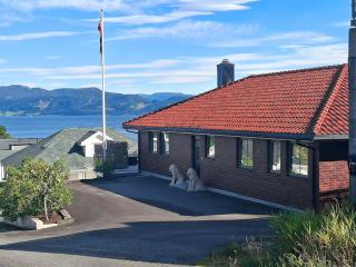Villa with lake view - Lunde - 9