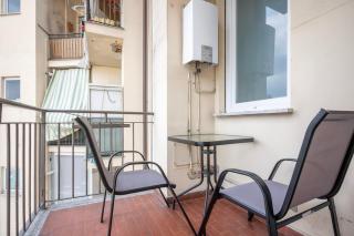 -Extra Parking- Suite-3 - x6 con Balcone - 2