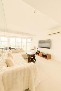 Cozy 2-bedroom in The Venice Luxury Residences - 0