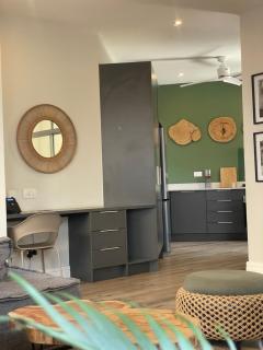 DŨX Luxury Apartments - 4