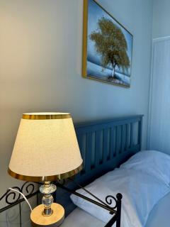 Burj Khalifa View - 5 min to Dubai Mall - 2 beds - 6