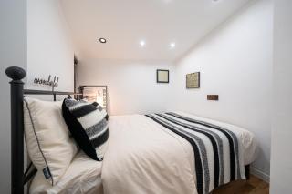 Shanghai Hills&Well-time Family Homestay Fuxing 3 Bedrooms Near Line 1 Changshu rd and Near Jing'an Temple - 8