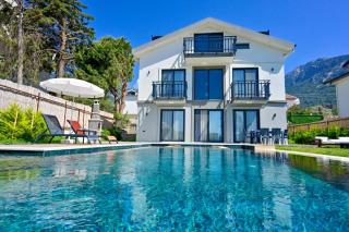 Aura luxury-Modern Stylish Central Holiday Villa For 6 Peeople - 9