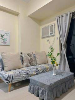 Cozy Pasay Condo with Pool Access - 0