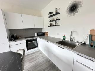 Modern apartment in Lágaleiti in Reykjavik - Birta Rentals - 7