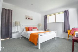 Farm Stay Right on Te Awa River Ride - 3
