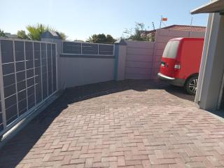 Neats Accommodations - 7