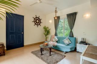 Chic 1BHK Hideaway Balcony Bliss 10 Min Baga - 0