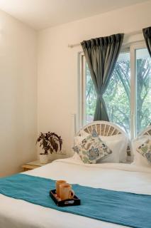 Chic 1BHK Hideaway Balcony Bliss 10 Min Baga - 2