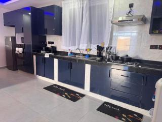 Serenum I 2BR in Nyali, AC, pool, close to beach - 9