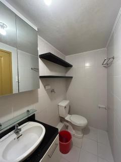 Relaxing 2-Bedroom Unit - 8