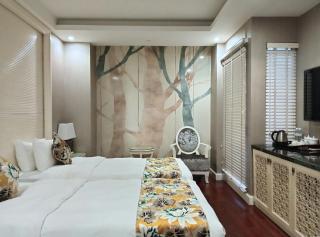 Golden Silk Boutique Hotel - 9