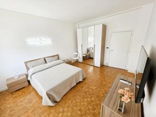 Poerio Apartment Your Venice Gateway in Mestre - 9