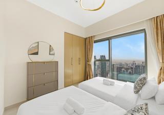Luxury 3 BR Full Burj Khalifa and Fountain View - 6