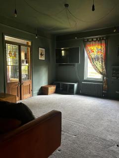 Beautifully spacious home in East Sussex - 2