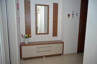 Lihnidos Home, Lake View, Modern 1BR Apartment, AC - 8
