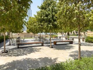 Luxury 3 BR Full Burj Khalifa and Fountain View - 9