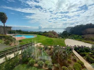 luxury condominium apartment steps from the beach - 4