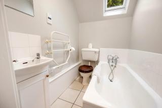 Rural 1-Bed Retreat at Stunning Raera Farm - 3