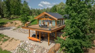 Lake view ODYL Holiday House with Sauna and Seasonal Hot-tub - 4