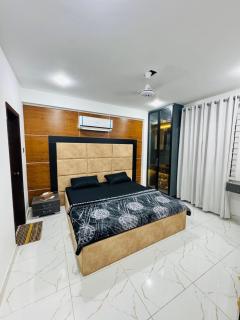 Bahria Breeze Apartment - 1