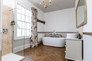15 Pittville Lawn - Cheltenham - 1