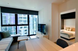 Melbourne CBD - Cosy 2 Bedroom Apartment - 1