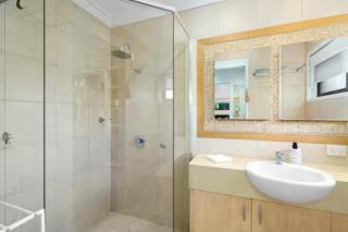 Sorrento Oasis - 5BR, Gym, Pool - 2