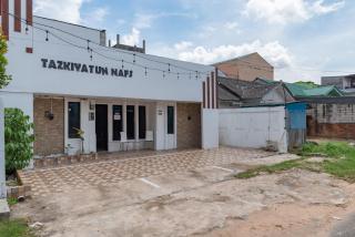 RedDoorz Syariah near KBC Batam Centre - Bagam - 5