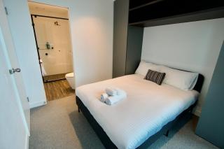 Melbourne CBD - Skyline 2 Bedroom Apartment - 6