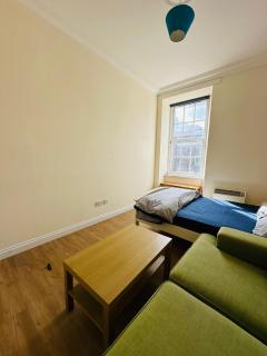 Cozy Room In Sauchiehall Street - 4