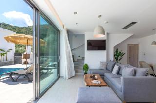 Villa Bougainvillea Boutique 2 by Villa Plus - 1