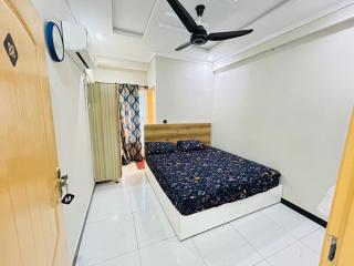 Royal Hotel Islamabad - 7