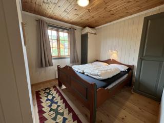 Charming 3-Bedroom Apartment With Great Views! - 1