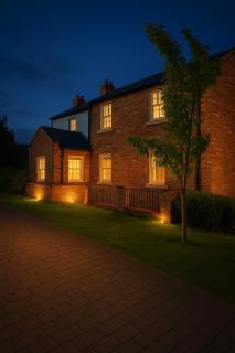 Luxury Apartment in Yarm, surrounded by nature walks, and Yarm High Street, Famous Roseberry Topping - 8