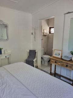 Smooth Sailing Unit -Ebbtide Beach House - 7