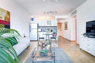 Deluxe 2BR Apt w Pool in Historical Jaffa with Shelter by Sea N' Rent - 7