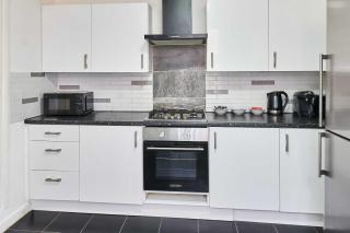 Host & Stay - Bishop House - 1