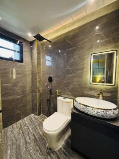 Golden bliss hotel - 1