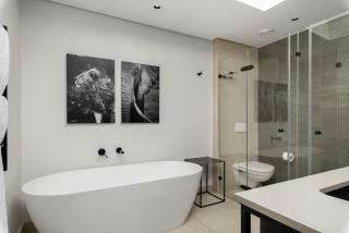 Luxury De Waterkant Stay with Private Hot Tub - 2