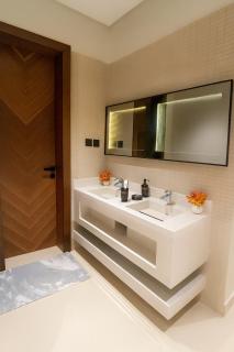 Luxury Apartment Hotel - 4