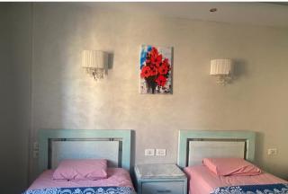 Modern Apartment with free internet - 8