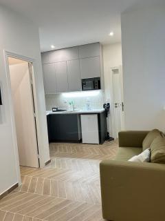 Modern Studio Near Nation 2 Guests in Gonnet - 1