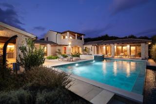 Casa Ginetto for 8 people near Pula with infinity 45 m2 and extra kids pool & large garden - Šišan - 0