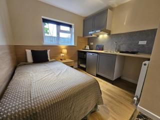 The Abbey House Hotel - 4